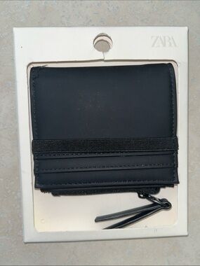 Zara Black Elastic-Strip Bi-Fold Wallet